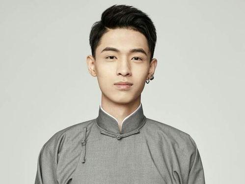 圈内人爆料秦霄贤视频,圈内人揭秘不为人知的幕后故事