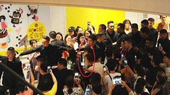 记者爆料大牌视频大全最新  第2张